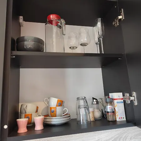 Little Tiny Village Haus 2 *